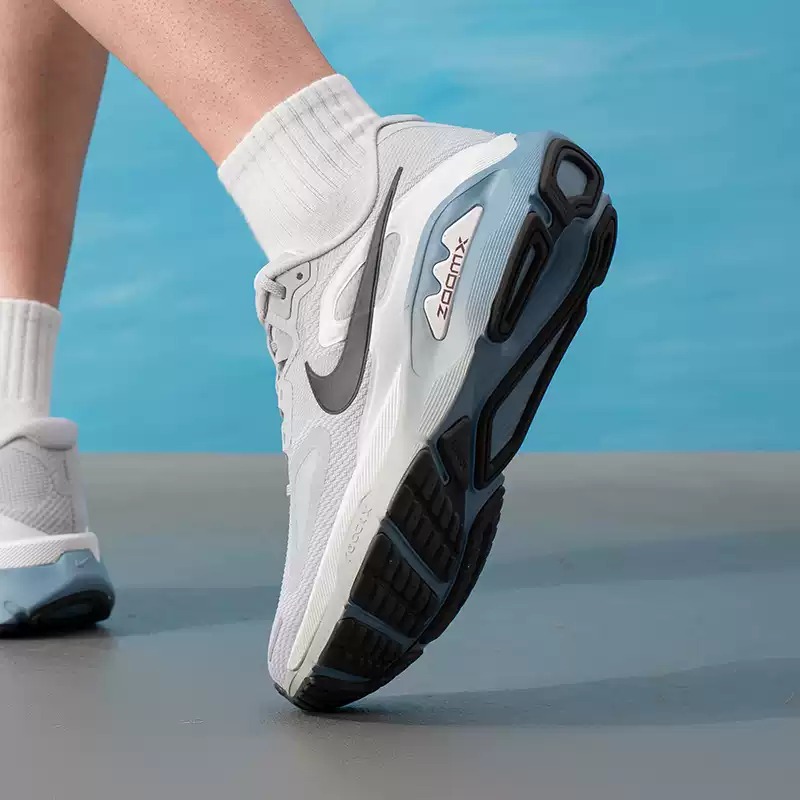 Nike Herenschoenen Originele L - Lightweight Road Running Shoes recensie en prijs